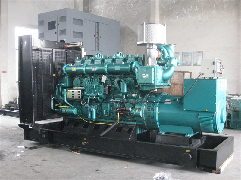 净潭乡200KW 柴油发电机的油耗是多少?