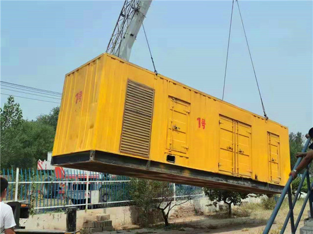 净潭乡300KW柴油发电机组油耗是多少?
